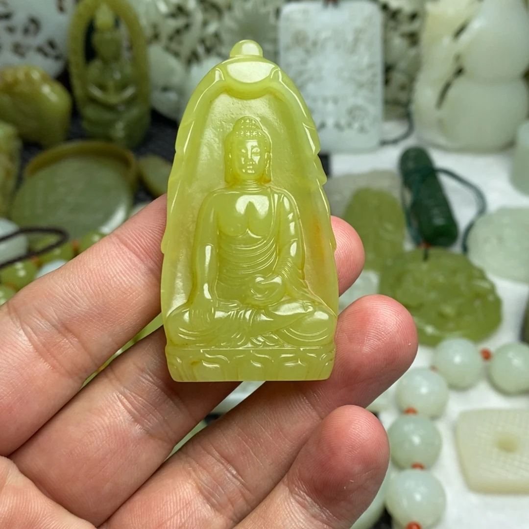 小***儿和田玉未镶嵌挂件