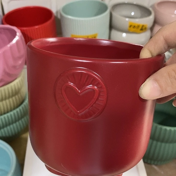 摆件陶盆有孔 瑕疵介意勿拍