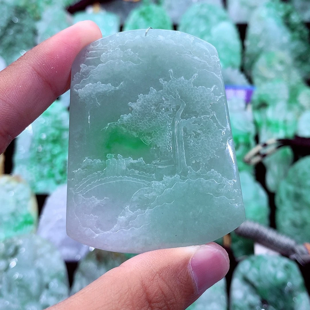 吊坠(不含链)未镶嵌翡翠