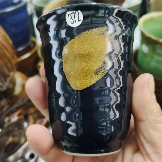 瓷片五厂，七厂，瓷器摆件，瓷片！都有微瑕疵。