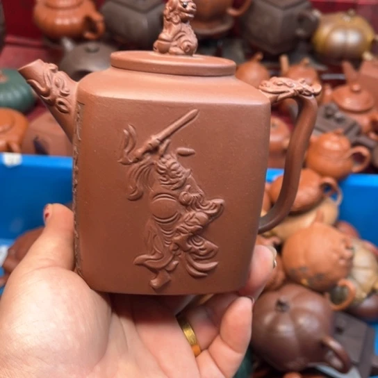 紫砂茶壶瑕疵……瑕疵也不