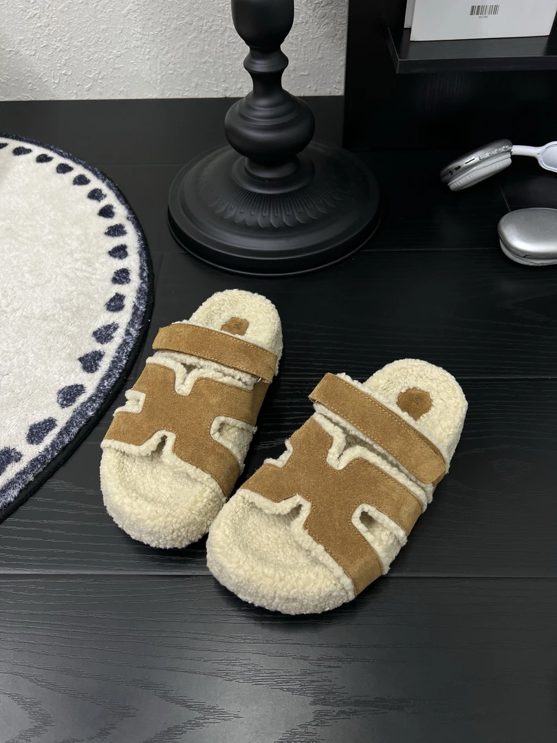 欧洲站2025新款毛毛鞋女外穿厚底松糕5cm一字拖网红爆款二舅拖鞋