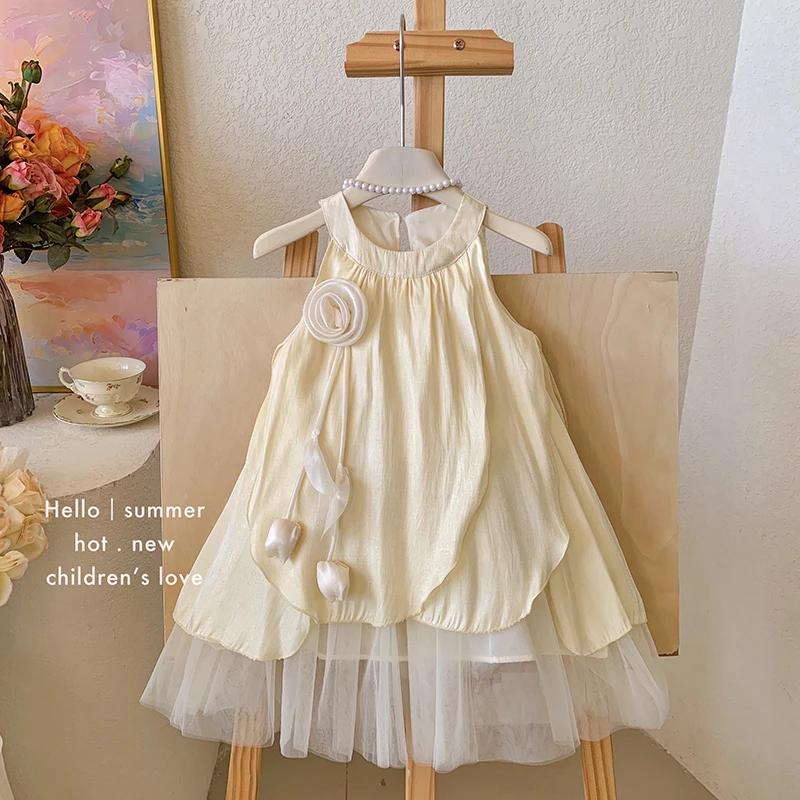 【本妈】2025夏”玫瑰故事”女童挂脖立体花朵花瓣连衣裙T25203