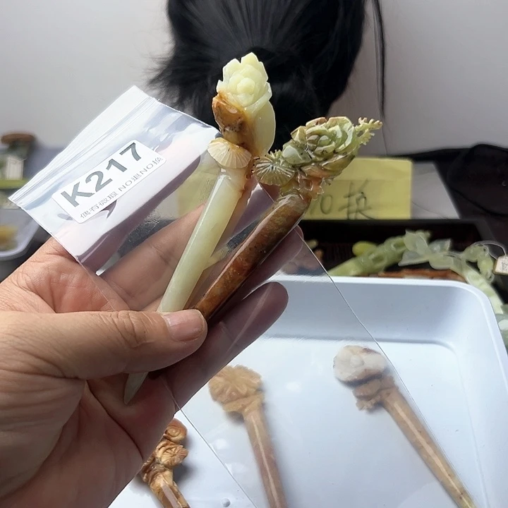 蛇纹石玉发饰合金淡**香