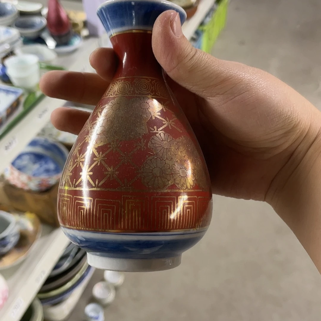 瓷片向****哈哈哈我真的不喜欢这样了笑