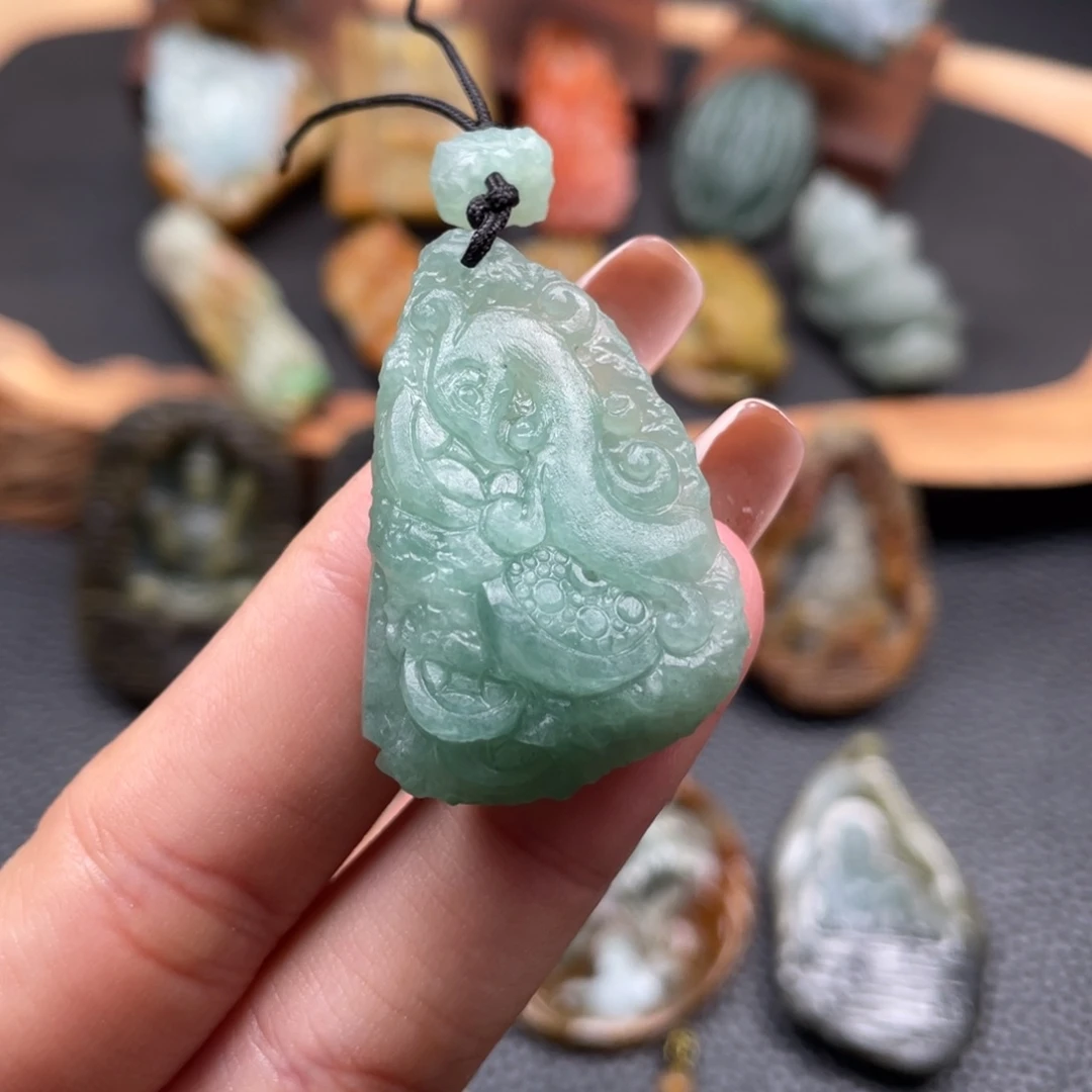 定制翡翠未镶嵌翡翠