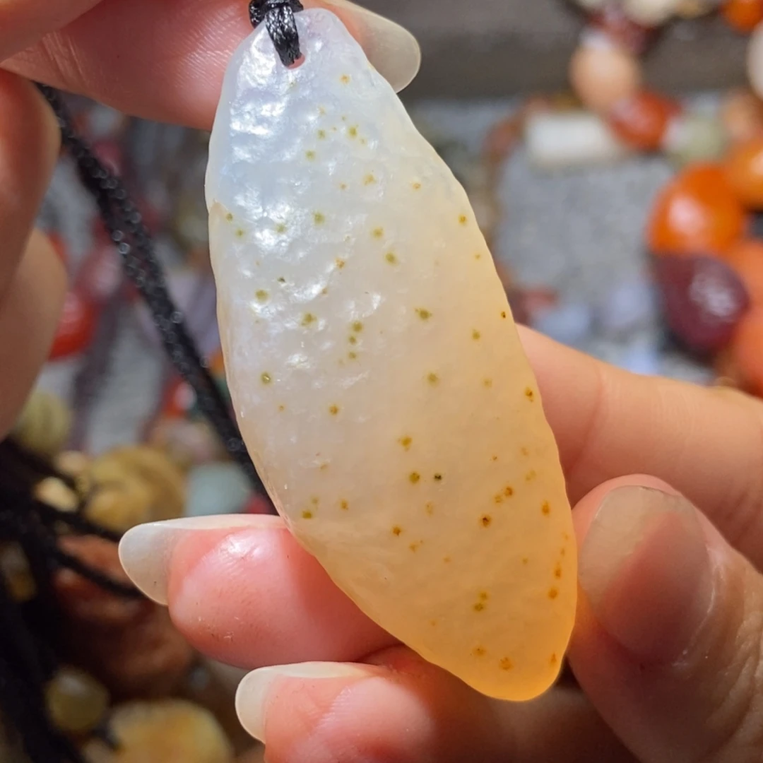 玛瑙/玉髓未镶嵌珠宝半成品