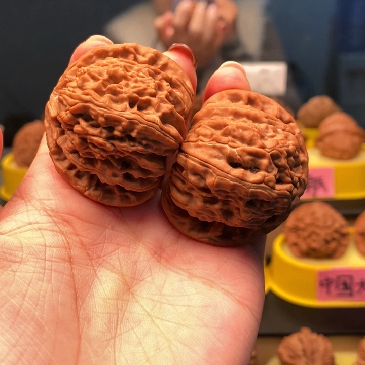 对***…手串/手链核桃白狮子