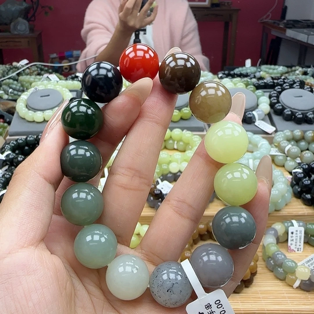 和田玉未镶嵌手串