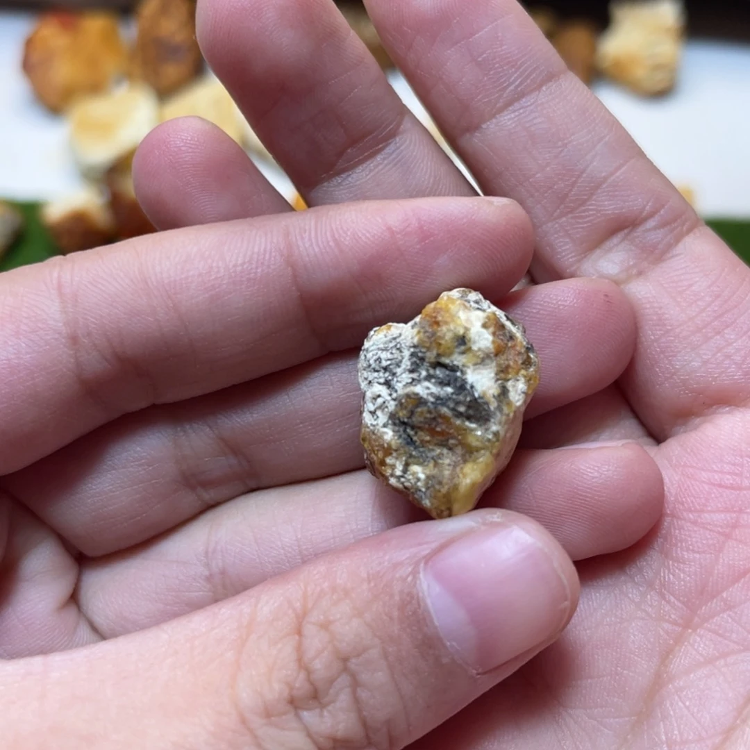 定制琥珀天然原矿