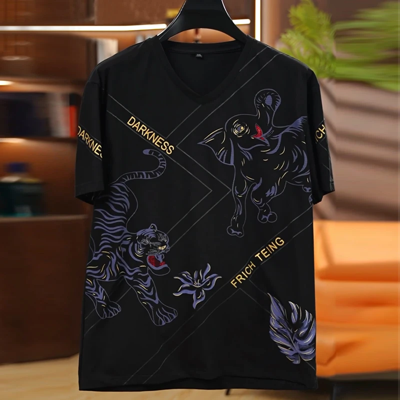 2025新款加肥加大码短袖V领T恤胖子短袖印花冰凉肥佬上衣体恤6XL