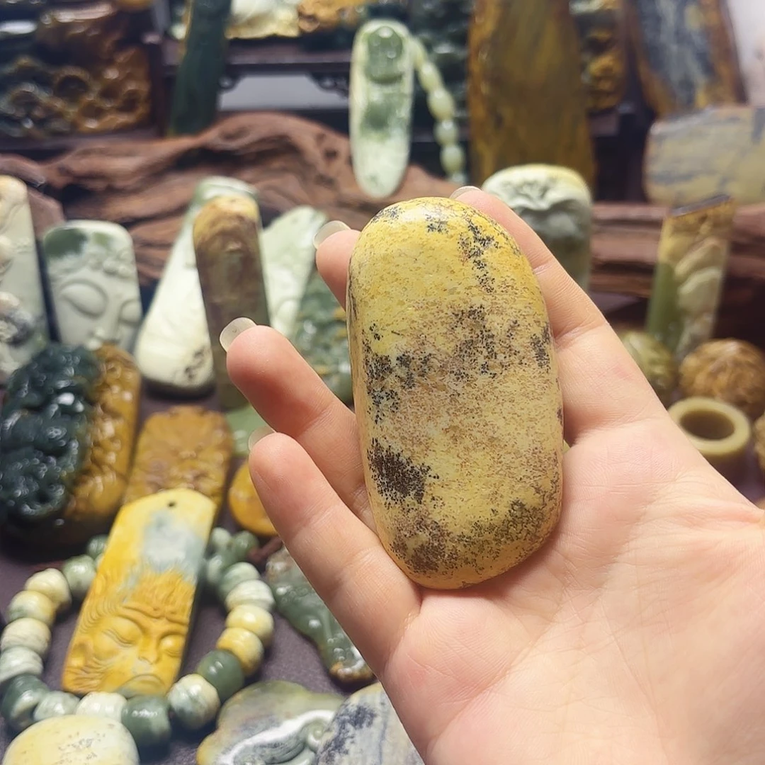 岫岩河磨玉（透闪石质玉）未镶嵌挂件