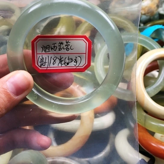 蛇纹石玉手镯未镶嵌烟****梦