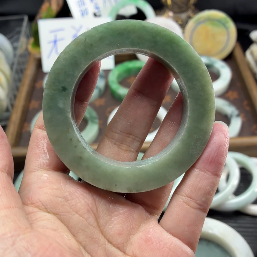 定制翡翠未镶嵌翡翠A货毛胚手镯定制