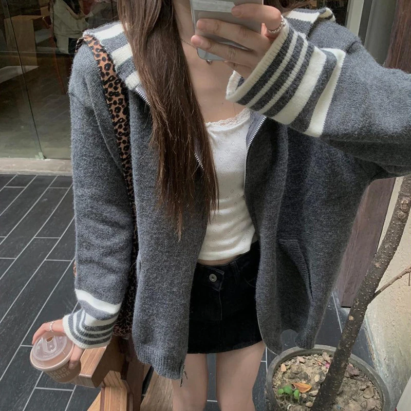 海军领灰色毛衣女秋冬新款慵懒风宽松撞色条纹针织开衫外套上衣