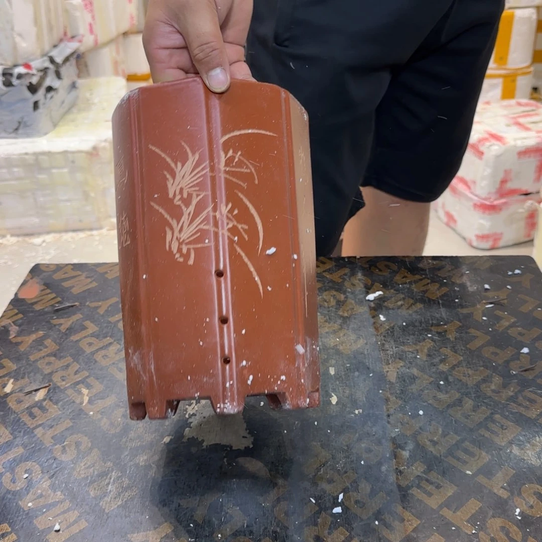 紫砂花盆瑕疵和瑕疵