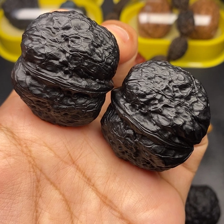 文玩核桃把件39尺元宝蟾