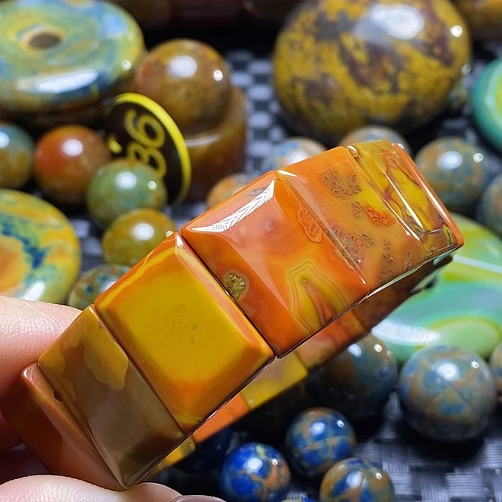 玛瑙/玉髓未镶嵌颈饰