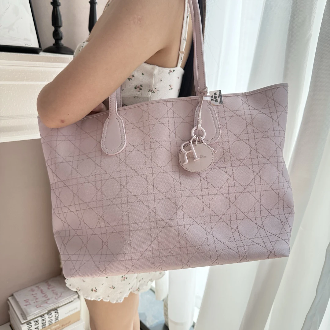 95新 DIOR/迪奥 dior樱花粉格纹托特单肩包