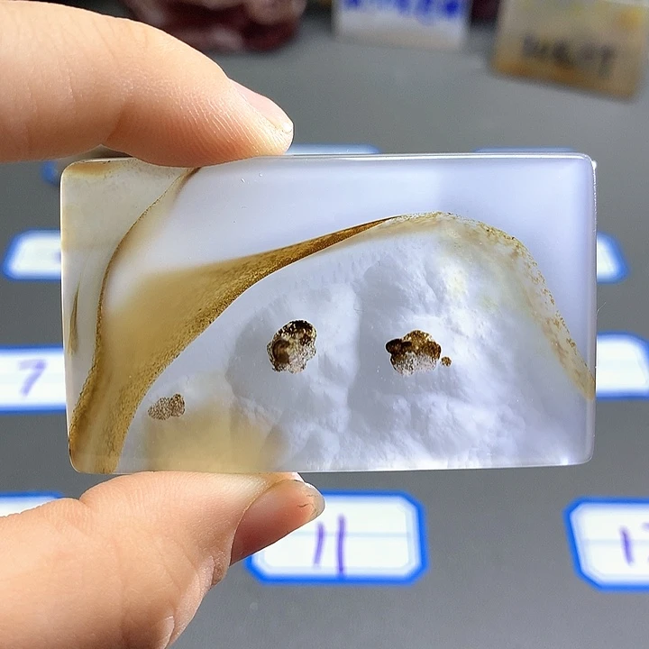 未镶嵌颈饰玛瑙/玉髓