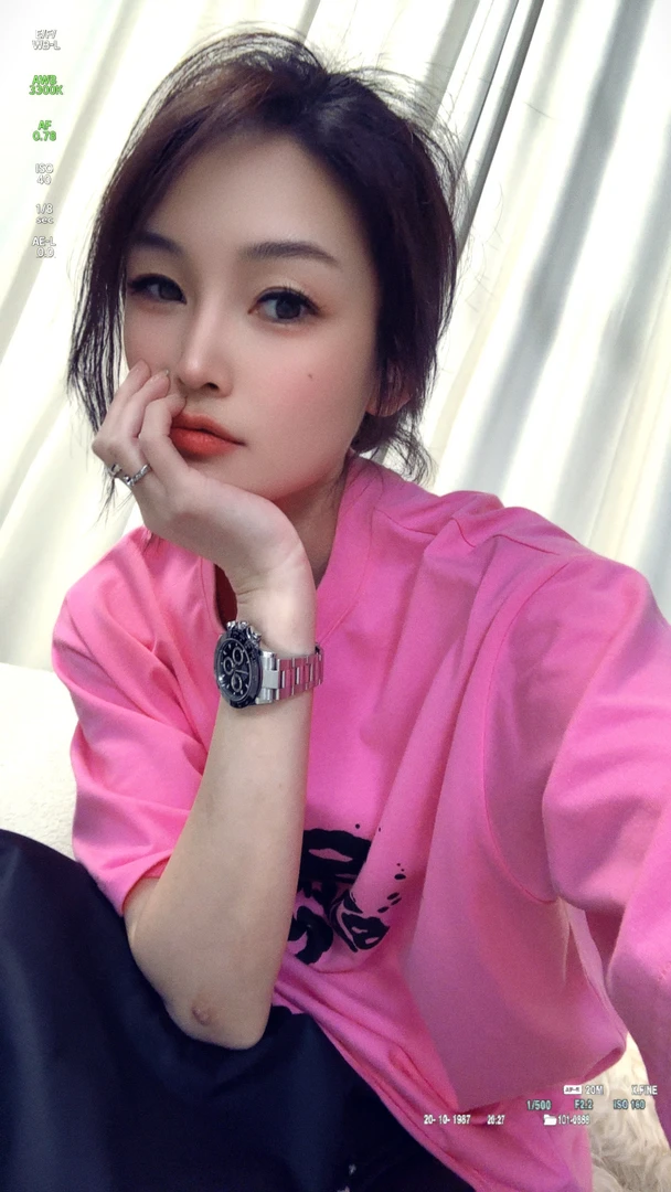 2317圆领红色中长款潮流轻职风短袖T恤