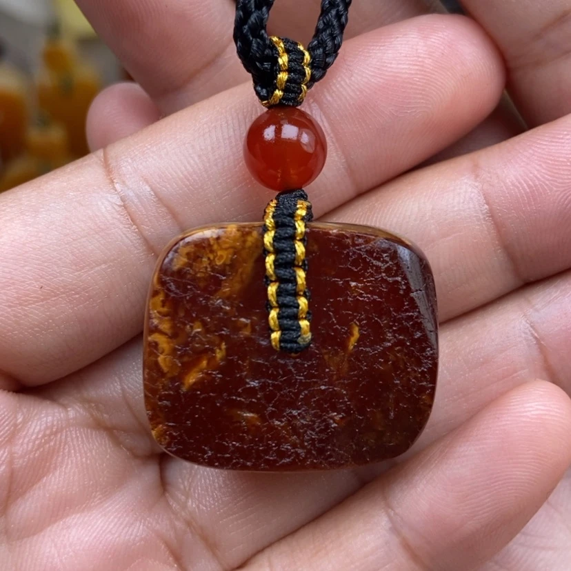 【闪购商品】琥珀颈饰未镶嵌