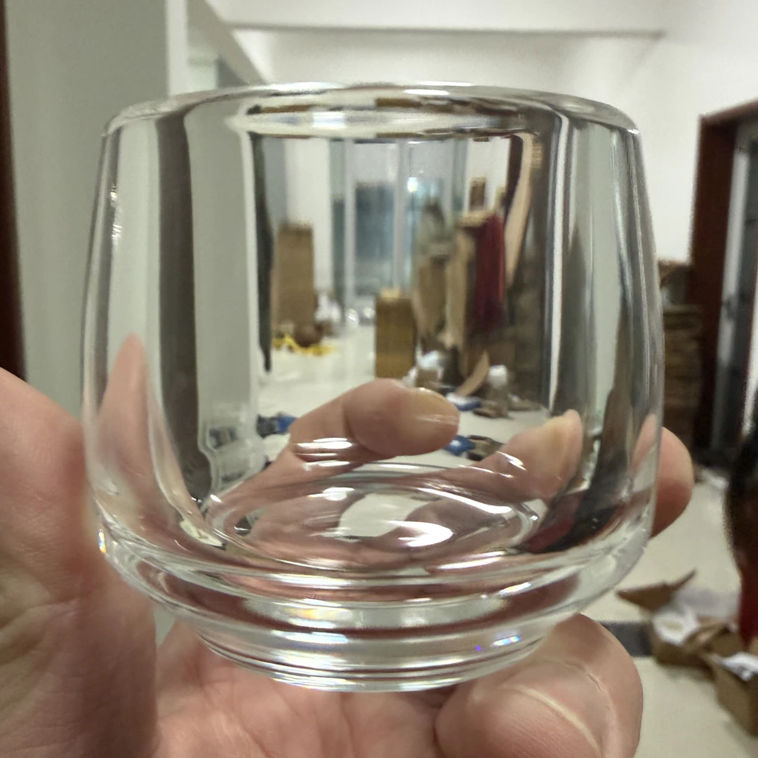 微瑕水晶杯石英玻璃手工打磨制作水晶杯俗称原矿水晶杯