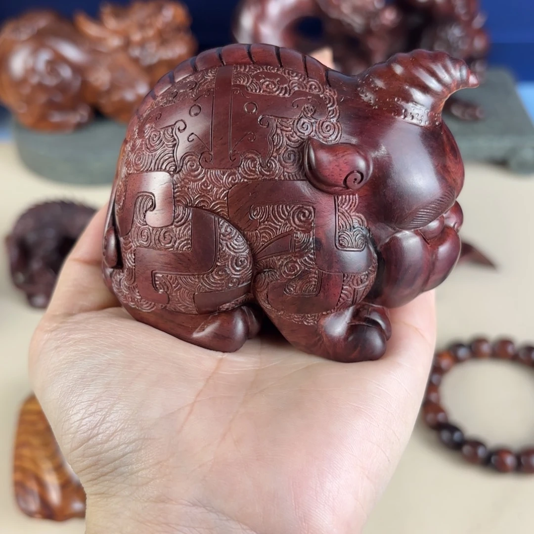 黄花梨/降香黄檀把件