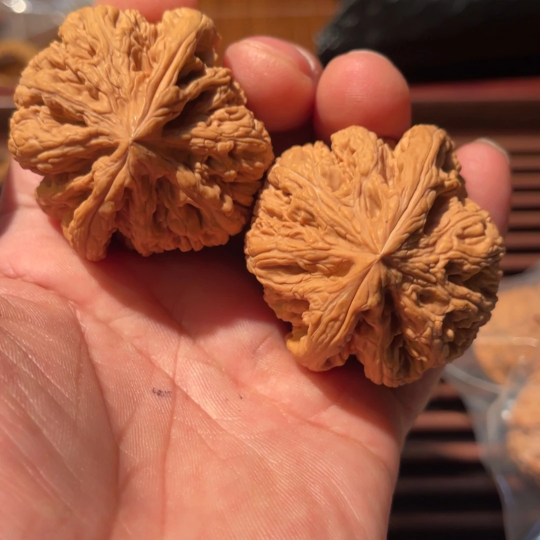 愤***牛文玩核桃吊坠嘎嘎嘎嘎