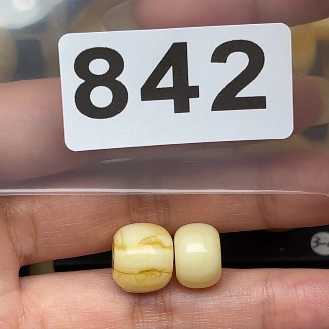 蜜蜡裸石未镶嵌M****6蜜蜡