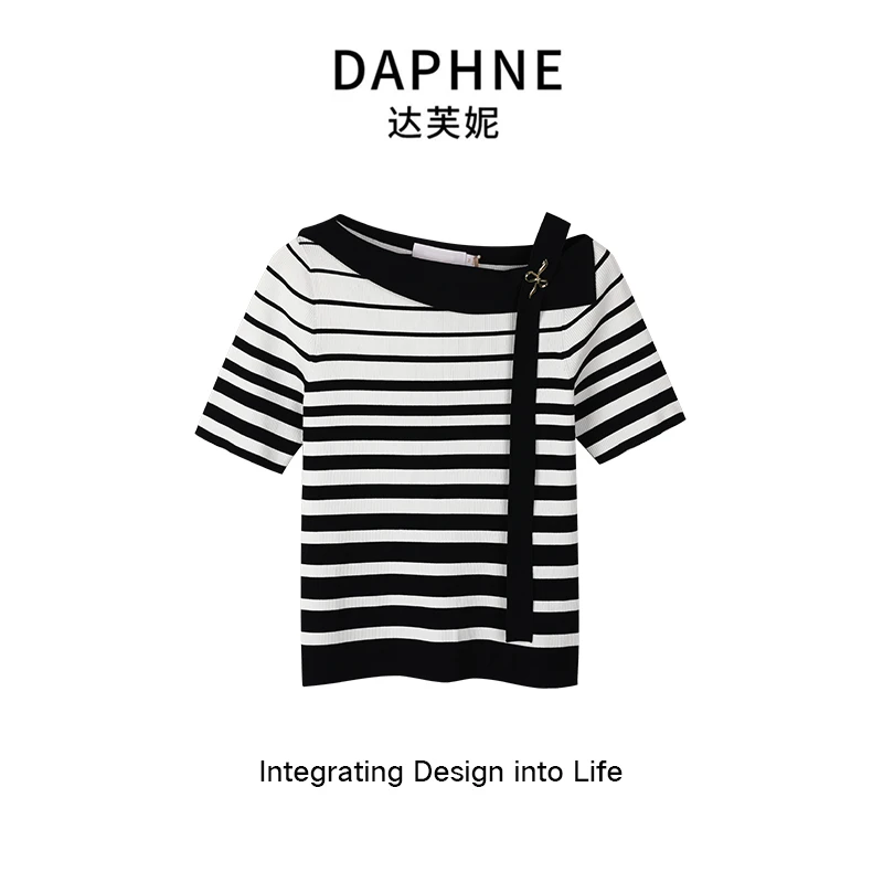 Daphne/达芙妮 时尚百搭条纹拼色一字领显瘦针织上衣1117
