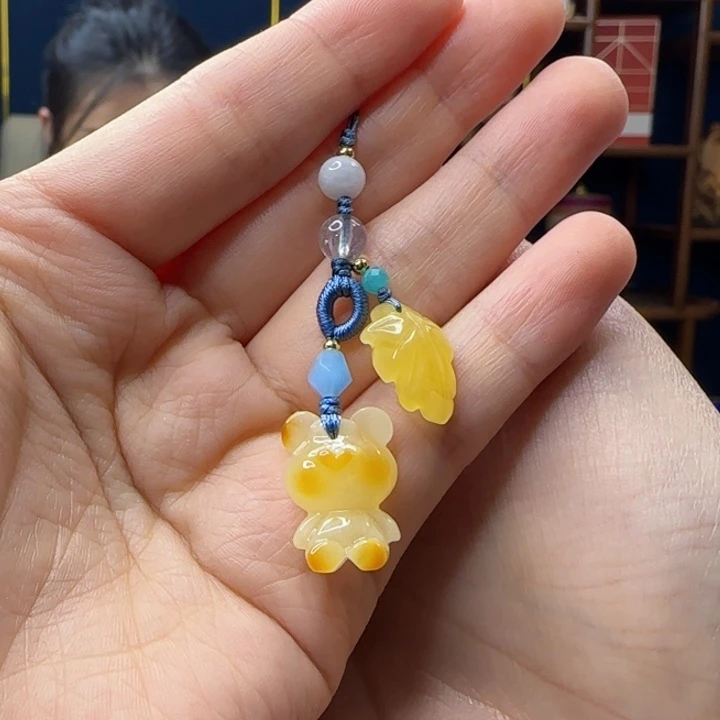 蜜蜡吊坠(赠链)未镶嵌