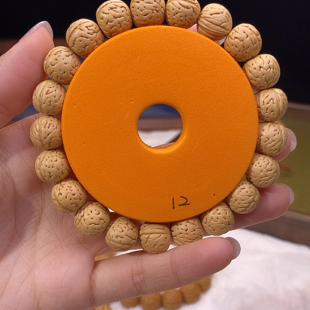 桃核手串12野生奶油黄桃