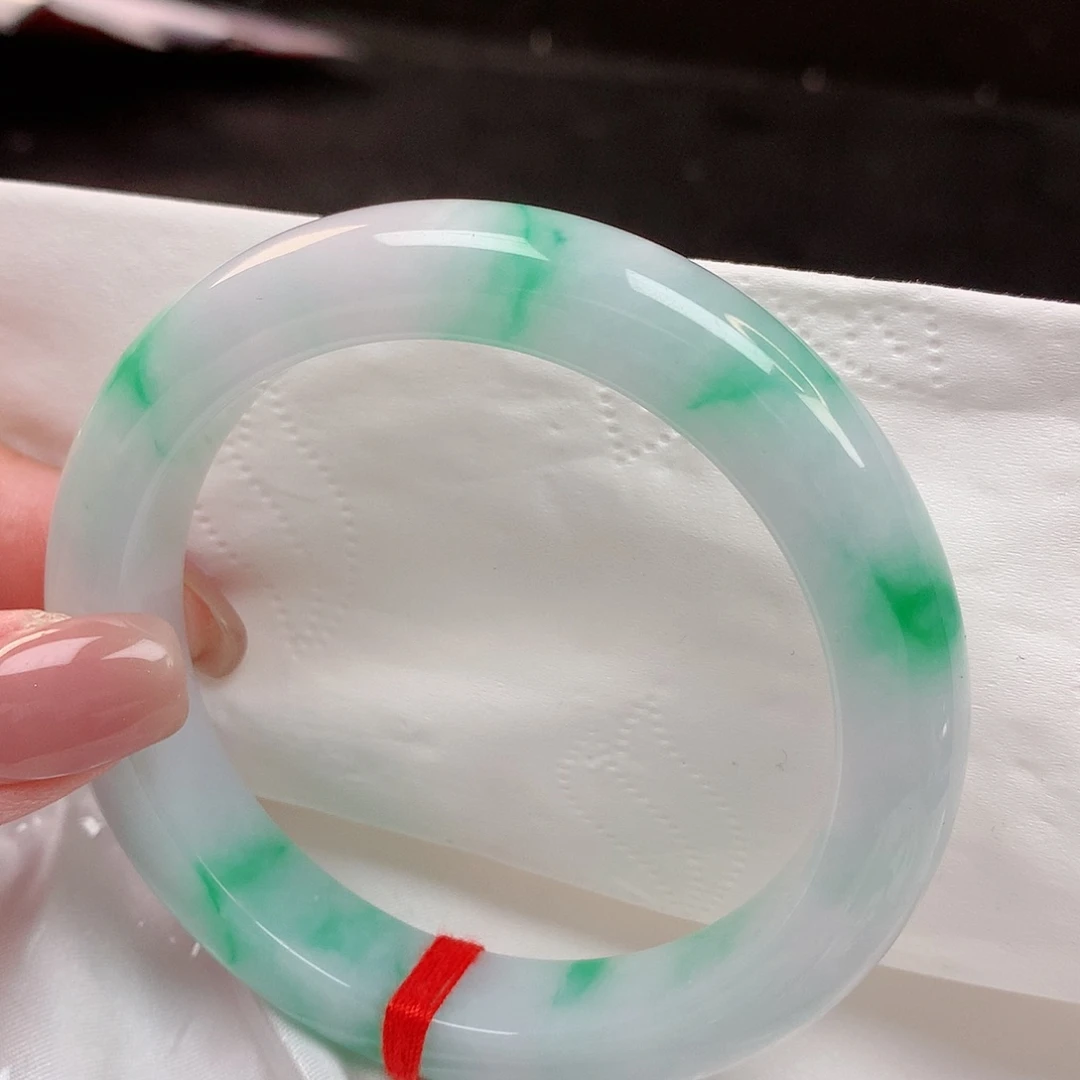 【闪购商品】未镶嵌手镯翡翠57+