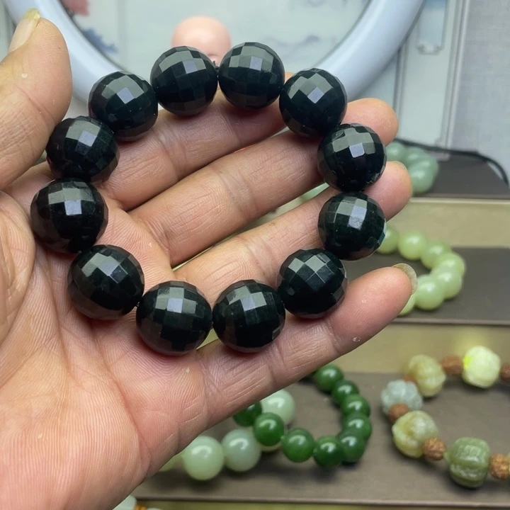 和田玉未镶嵌手链