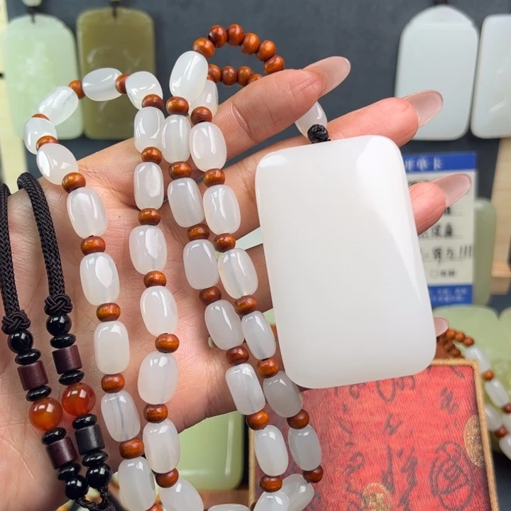 新疆昆仑山料，一物一拍