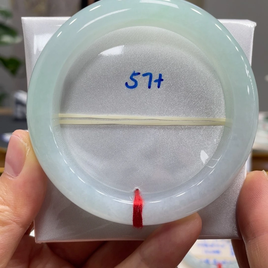 翡翠未镶嵌手镯翡翠