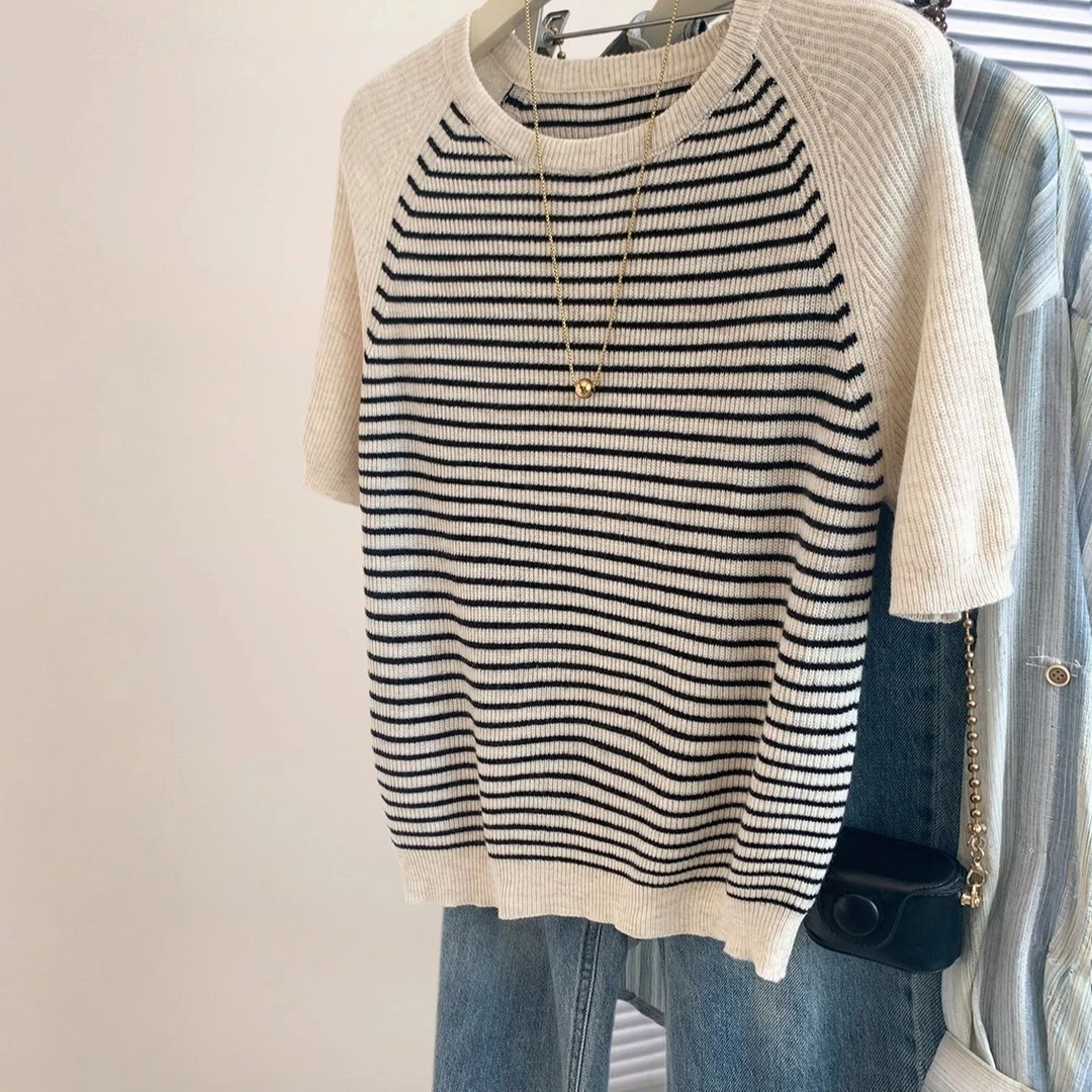 2025新款夏季宽松上衣显瘦圆领插肩袖针织衫女设计感撞色条纹短袖
