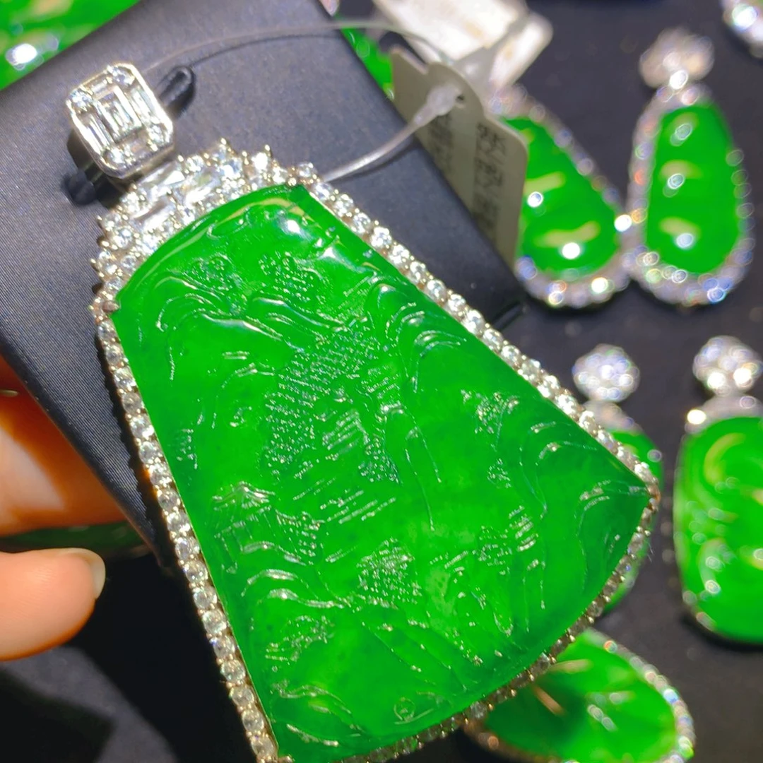 翡翠银S925镶嵌颈饰