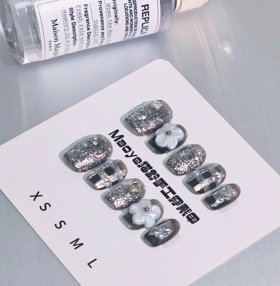 【曜夜织梦】银闪别致 夏日手工穿戴甲