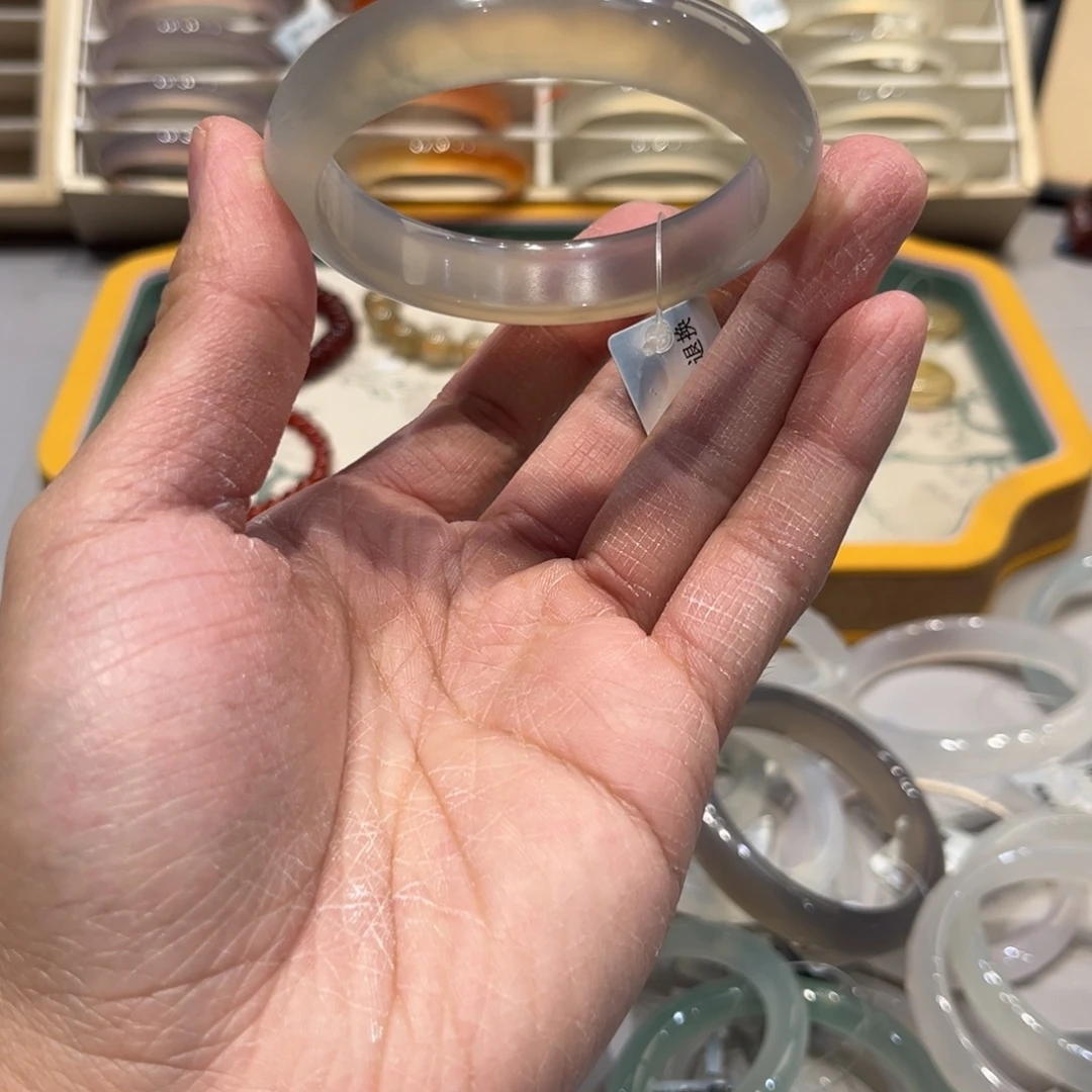 玛瑙/玉髓未镶嵌手镯