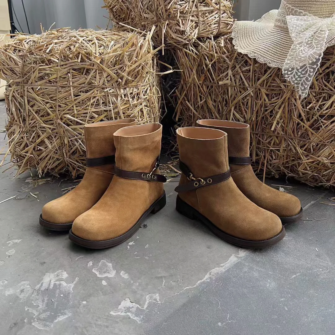 平跟高筒短筒女皮带扣马丁靴女鞋女士复古女靴