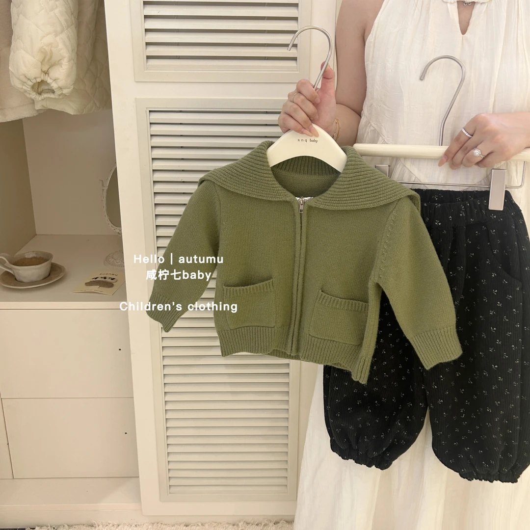 【现】女童秋冬套装2024新款儿童翻领毛衣开衫加绒加厚裤子两件套
