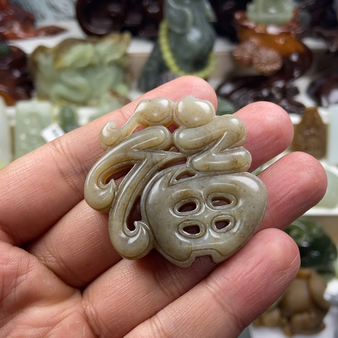 【闪购商品】颈饰未镶嵌和田玉