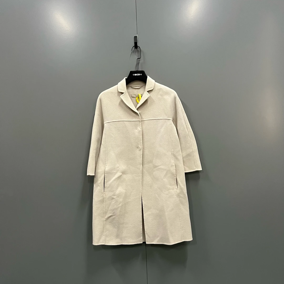 95新 MaxMara tt17 米色羊绒翻领大衣 36码/95新/303181