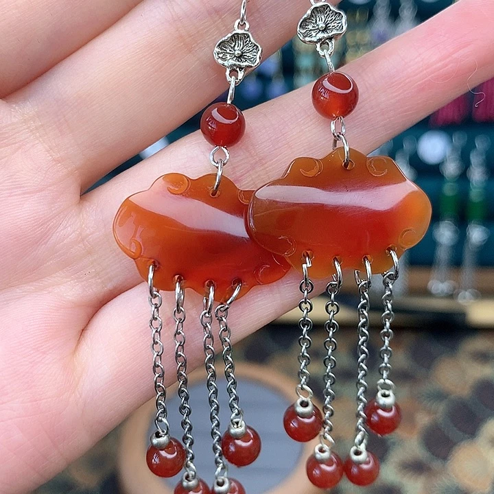 石英质玉耳钉合金