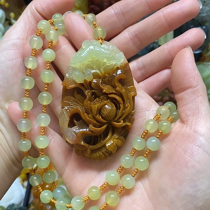 小***活岫玉未镶嵌吊坠(赠链)