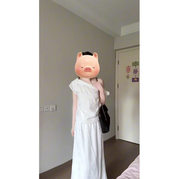 韩系新款绑带刺绣提花垂感连衣裙女夏白色露肩长裙设计感裙子