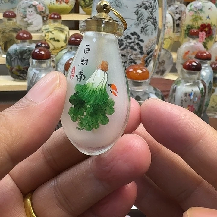 鼻烟壶内画汽车挂件