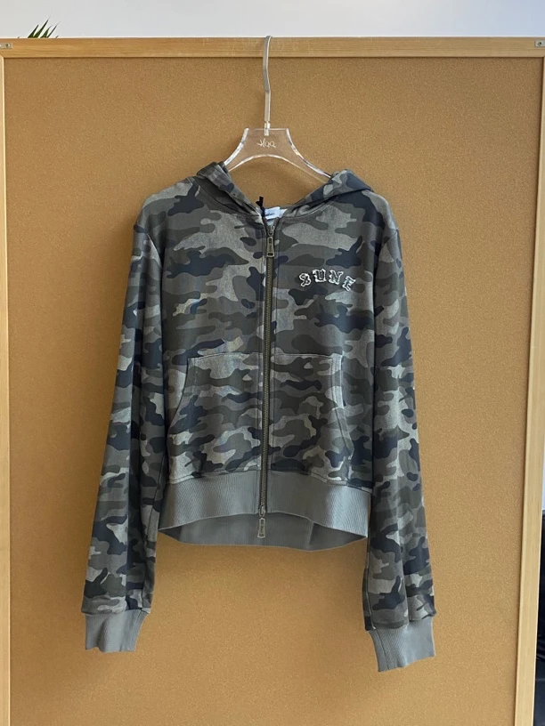 SuneRainbom上衣｜『HQQ专属』美式复古迷彩短款卫衣外套2E450